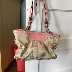 Coach Women's: Pink Coach Purse/Handbag